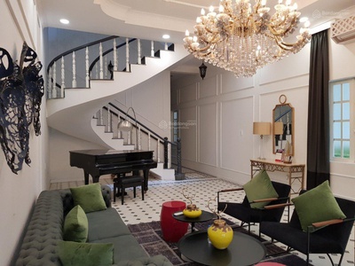 Cho thuê villa full nội thất mặt tiền 107 lê văn chí, tp. thủ đức, 7x35m2 trệt 2 lầu. giá 45 triệu, 2