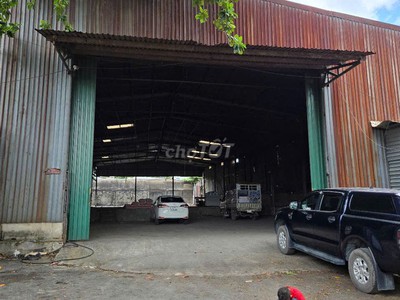 Cho thuê nhà xưởng hoặc đất có nền bê tông gần đại học nông lâm, dĩ an, bình dương 2