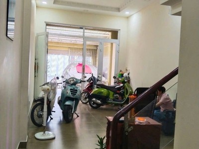 Bán nhà mặt phố 94m  - mtkd nguyễn văn tố, q. tân phú - 4pn - 13,6 tỷ 2