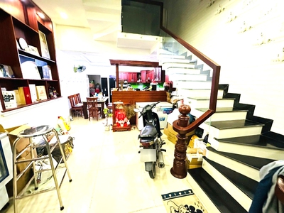 Nhà 4 tầng phân lô cao cấp   hxh gần vạn phúc city   63m    4pn   chỉ 7.2 tỷ   hiệp bình phước 3