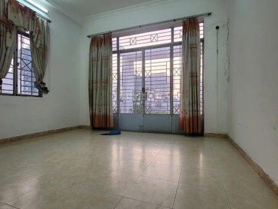 Bán nhà mặt tiền đường lê quang định quận gò vấp dtsd: 300m2, nhà 3 tầng giá 21 tỷ 2