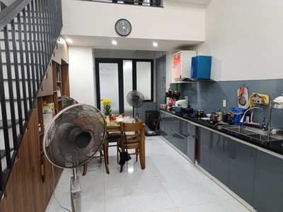 Kiệt ô tô đậu cửa, sát võ nguyên giáp hồ xuân hương, 68m2, 3 mê, 8.x tỷ 0