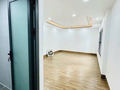 Bán nhà hẻm xe hơi 7m, nơ trang long, ngay phan đăng lưu, 9x4.5m, 4 tầng - 4pn, 8,9 tỷ. 4