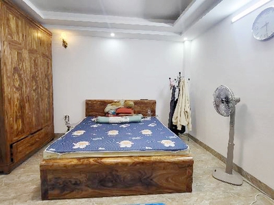 Bán nhà mới đẹp phố bạch mai, ngõ thông, gần phố chủ cần bán giá thiện chí 30m2 giá 6.8 tỷ 2