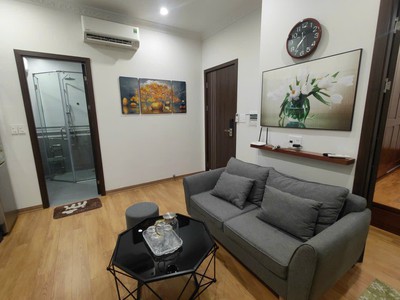 Cho thuê căn hộ 1 ngủ tách bếp giá chỉ 7tr tại Vinhomes Marina 2