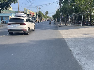 Bán đất 40x80m giá 25 tỷ đường 12m đường bùi công trừng 1