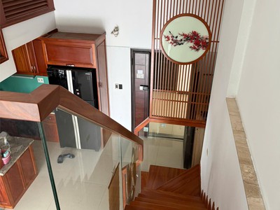 Bán chung cư scenic valley , phú mỹ hưng , 200m2 - full nội thất - giá 12 tỷ tl 3