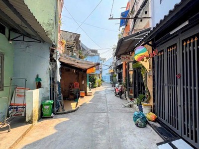 Chính chủ gửi bán nhà đẹp   chưa qua đầu tư - 6 tỷ 0