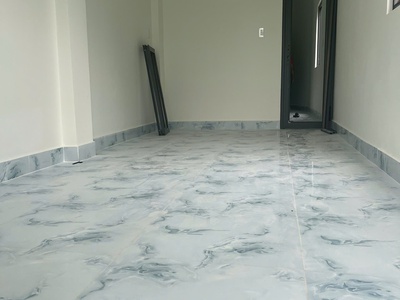 Bán nhà 1 trệt 1 lầu p.biên hòa,shr đường xe hơi,giá rẻ 3