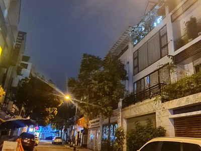 Em cần Bán gấp căn nhà phân lô romantic park Tower Tây Hồ, Hà Nội, diện tích 116 m2, mặt tiền 8 m 5