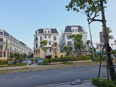 Cực phầm nhà phố 5 tầng Central Riverside đối diện nhà văn hóa, ngay khu trung tâm hành chính 4