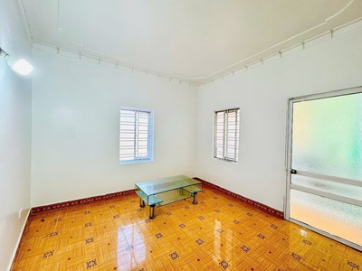 Nhà mặt ngõ Thiên Lôi - lê chân   1,9 tỷ 4