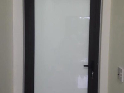 Cửa nhôm Xingfa 1 cánh kính mờ chống nhìn xuyên 0
