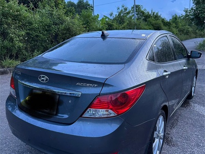 Cần bán Hyundai Accent 1.4 AT đời 2011   Nhập khẩu Hàn Quốc 2