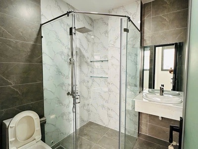 Giảm 100tr- Bán nhà HXH Hoàng Hoa Thám P5 Bình Thạnh 4 tầng 68m2 chỉ hơn 7 tỷ 2