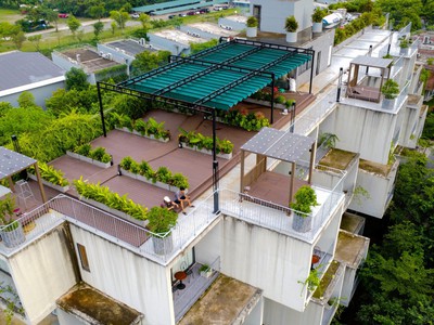 Sàn gỗ nhựa, chòi nghỉ sử dụng gỗ nhựa 3