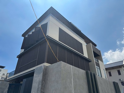 Lam chắn nắng, cửa gỗ nhựa ngoài trời 1