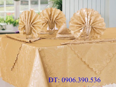 Phòng Vip nhà hàng nên chọn khăn trải bàn nào. 2