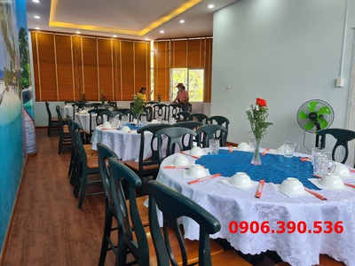 Địa chỉ cung cấp khăn bàn,khăn ăn, áo ghế, nơ ghế uy tín, chất lượng 6