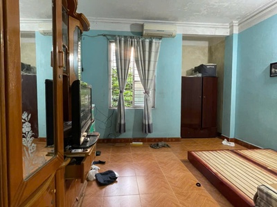 Nhà ngay trung tâm, 1bước ra hồ sen - Miếu hai xã- chợ hàng 5