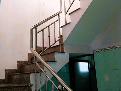 Cho thuê nhà mặt tiền 250m2 phường linh xuân, thích hợp kinh doanh 2