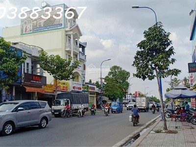 Bán nhà 2mt hxh 16m dương quảng hàm, p6 gò vấp. dt: 19mx50m, cn: 915m2....