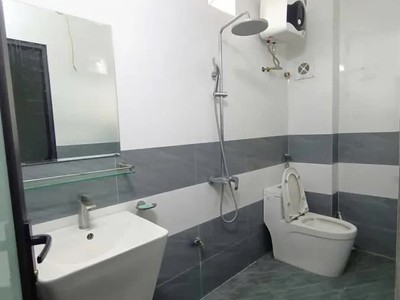 84 linh nam bán nhà 66m , 7 tầng, 3pn, 5wc, lĩnh nam ...
