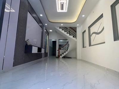 Nhà bán dt 4 x 14m, hẻm 170 nguyễn biểu p2 q5 1