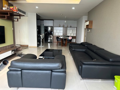 Cho thuê căn 3pn vip rộng 121m chung cư thăng long number one 0