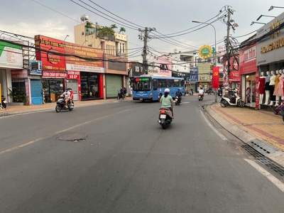 Giảm ngay 2 tỷ-  bán biệt thự 3 tầng - bình thọ 160m  - sát metro thủ đức nhỉnh 18 tỷ 1