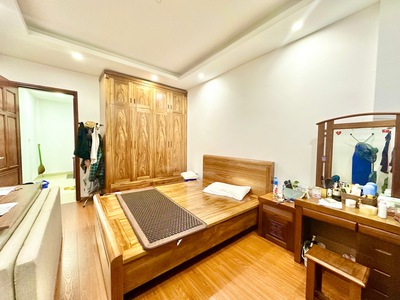 Bán nhà phố hoàng mai, ô tô lùi tận cửa, ngõ nông rộng thoáng 33m2 giá chào 6.8 tỷ 1