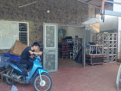Chính chủ bán nhà tại phố an dương, ô tô tải vào nhà cho  thuê dài hạn 10 triệu/tháng . 0