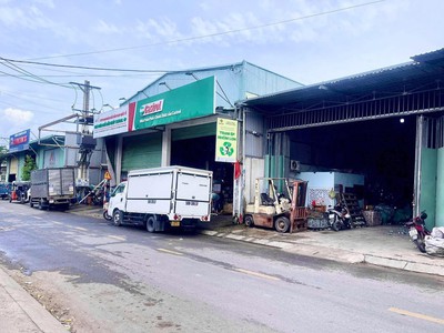 Bán nhà mặt tiền đường 8x35m giá 11,5 tỷ đường thới an 13 0