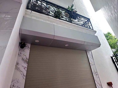 Trương đinh - tân mai - 10m ra ô tô - nhà 5 tầng mới koong 7 tỷ 1