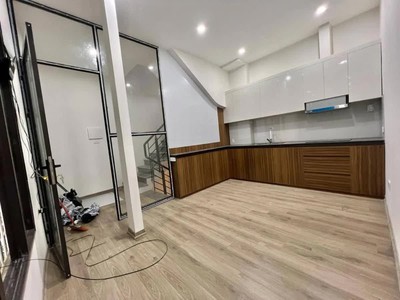 Bán nhà thổ quan 30/37m2. 4 tầng. mặt tiền 7.9m. giá 7.45 tỷ đống đa hà nội 2