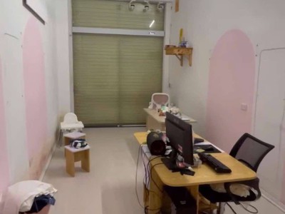 Cho thuê nhà ngõ ô tô khương trung 40m2 x 2 tầng, 2pn,2 wc kd spa, nail, vp, ở - 9.8 triệu 1