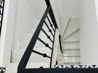 Bán nhà thái hà 17m2. 4 tầng. mặt tiền 2.6m. giá 5 tỷ đống đa hà nội 3