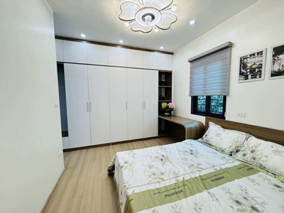 Minh khai - nhà đẹp 5 tầng - ô tô đổ cửa - nhỉnh 8 tỷ 2