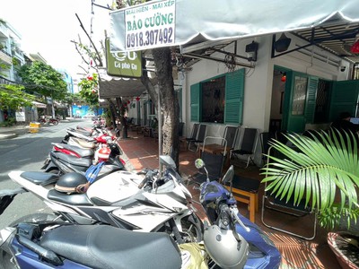 Gò vấp, hot hot   quán đẹp   sang quán cafe góc 2 mt vị trí đẹp, dtsd : 9m x 22m, tel : 0