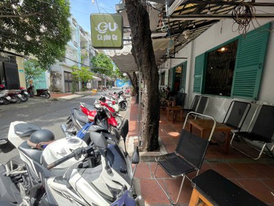 Gò vấp, hot hot   quán đẹp   sang quán cafe góc 2 mt vị trí đẹp, dtsd : 9m x 22m, tel : 3