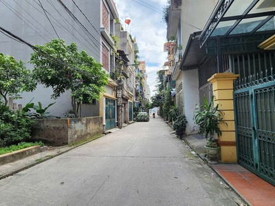 Lĩnh nam - hoàng mai 41m x mt 4m .   phân lô , ô tô tránh 0