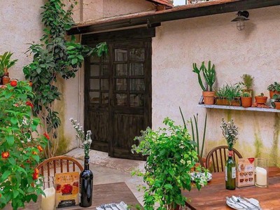 Bán căn cấp 4 297m2 đường phan đăng lưu. quận bình thạnh. nhỉnh 100tr/ m2 đất 1