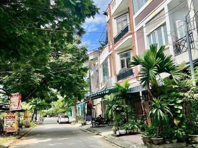 Bán đất 2 mặt tiền đường  nguyễn như hạnh, hòa minh, liên chiểu đoạn đối diện bờ kênh . 2