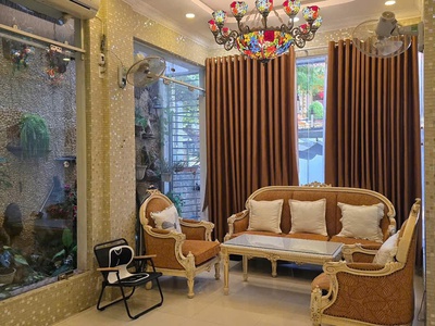 Bán nhà 5 tầng mặt tiền trần bình trọng 11,5 tỷ diện tích đất: 91m  ngang 5,9m giá bán nhanh: 11,5 1