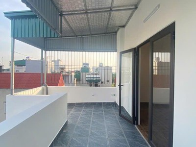 Vũ đình tụng - thạch bàn - thang máy - ô tô - ngõ thông - 7.5  tỷ 3