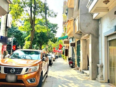 Còn duy nhất nhà ngõ 38 xuân la tây hồ 0