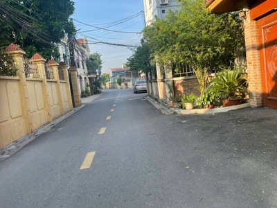 Siêu phẩm   lô góc   2 mặt tiền   mai lâm   đông anh .lh: 0348866668 1