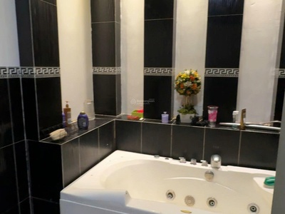Bán nhà mặt phố kế bên đường trần hưng đạo, 37,5 tỷ, 116,2m2, đẹp, nhiều tiện ích, chính chủ 2