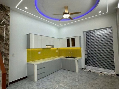 Nhà 5 tầng đẹp không tì vết, chiến lược, bình tân chỉ 8 tỷ 2