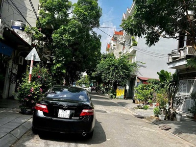 Thượng thanh - đức giang - long biên - ô tô vào nhà 3